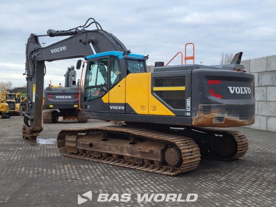 沃尔沃 EC300 E L 履带式挖掘机