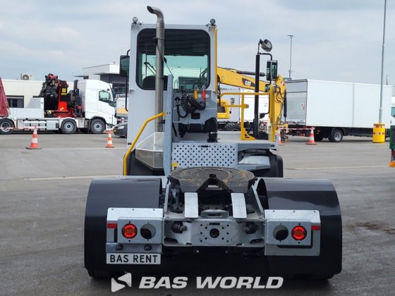 特尔贝格码头拖拉机