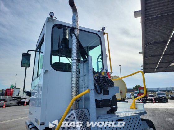 特尔贝格码头拖拉机