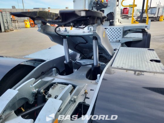 特尔贝格码头拖拉机