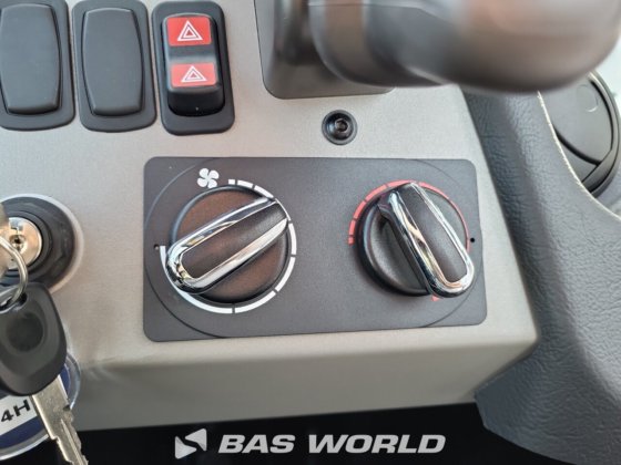 特尔贝格码头拖拉机