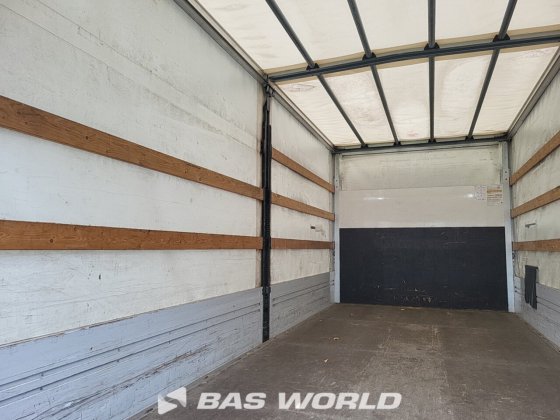 三菱ふそう 7C18 4X2 ユンゲ カーテンサイドトラック