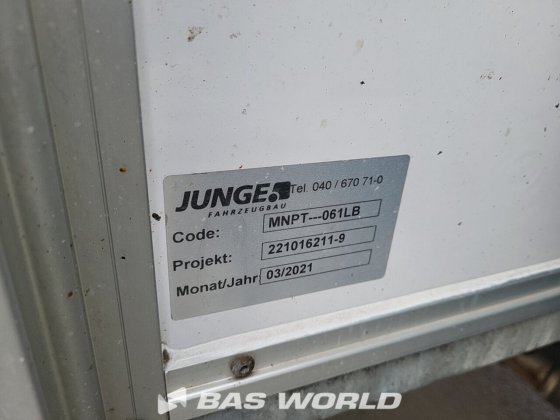 三菱ふそう 7C18 4X2 ユンゲ カーテンサイドトラック