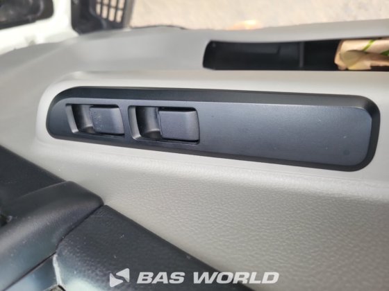 三菱ふそう 7C18 4X2 ユンゲ カーテンサイドトラック