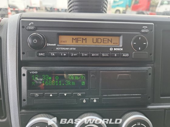 三菱ふそう 7C18 4X2 ユンゲ カーテンサイドトラック