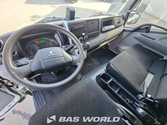 三菱ふそう 7C 18 4X2 ユンゲ