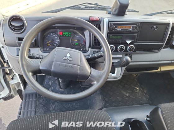 三菱ふそう 7C 18 4X2 ユンゲ