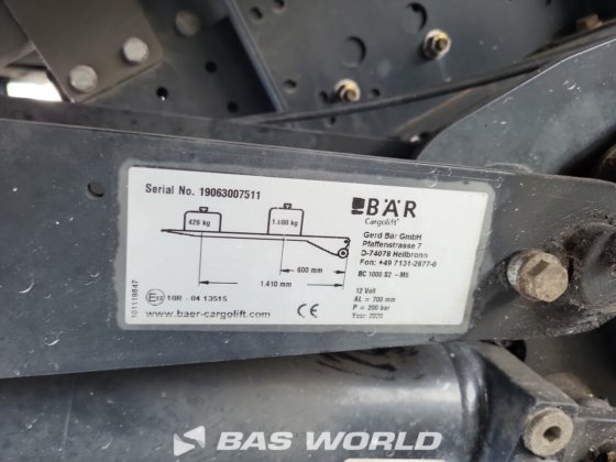 三菱ふそう 7C 18 4X2 ユンゲ