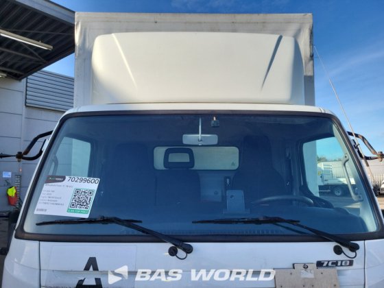 三菱ふそう 7C 18 4X2 ユンゲ