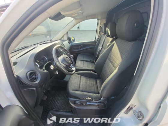 メルセデス・ヴィトー 110 クローズド・ボックス・バン