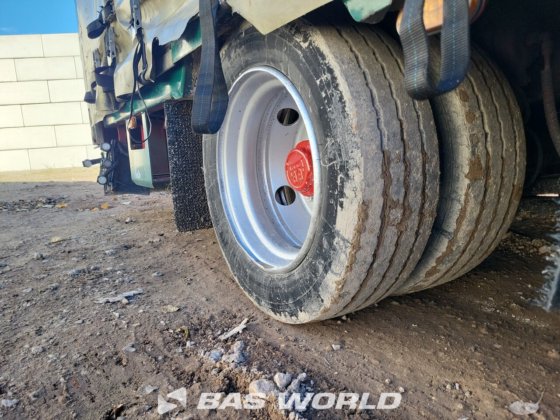 ミュースブルガー カーテンサイド セミトレーラー