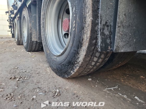 ミュースブルガー カーテンサイド セミトレーラー