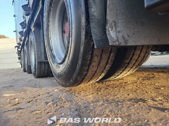 ミュースブルガー カーテンサイド セミトレーラー