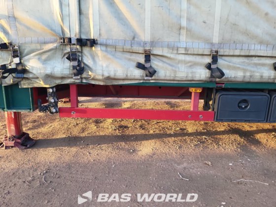 Meusburger 帘式半挂车