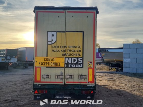 Meusburger 帘式半挂车