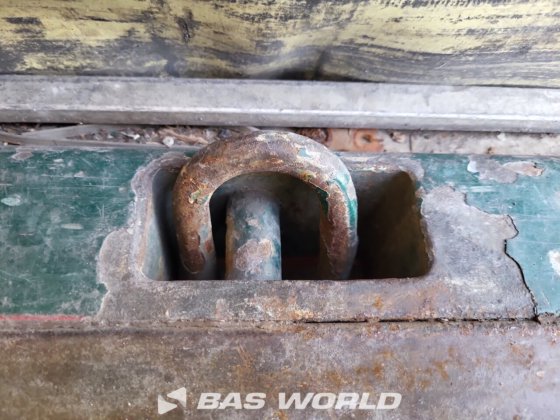 Meusburger 帘式半挂车