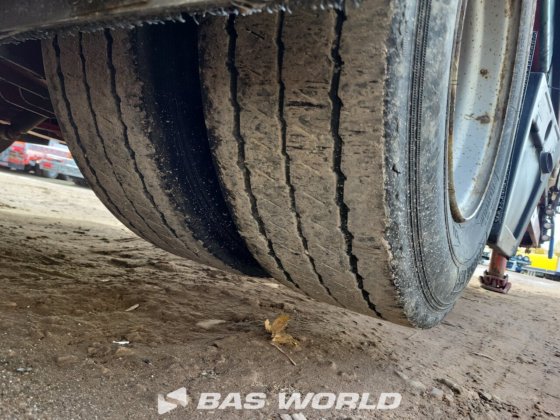 Meusburger 帘式半挂车