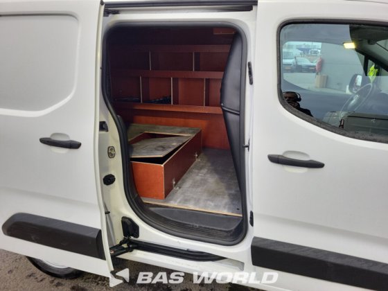 シトロエン ベルランゴ 130 パック クローズド