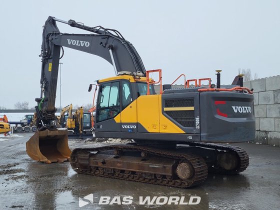 沃尔沃 EC300 E L 履带式挖掘机