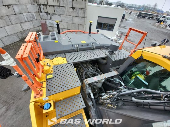 沃尔沃 EC300 E L 履带式挖掘机