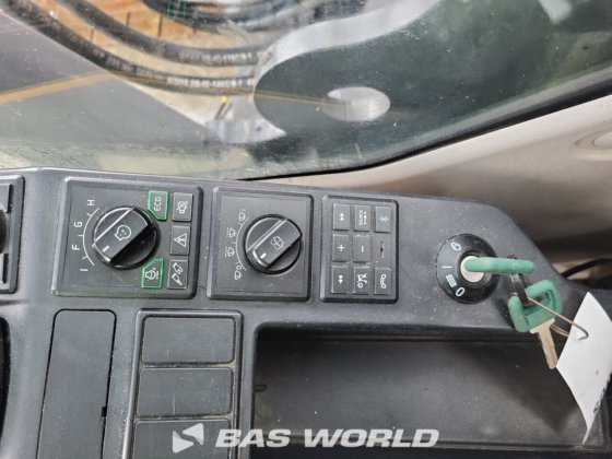 沃尔沃 EC300 E L 履带式挖掘机