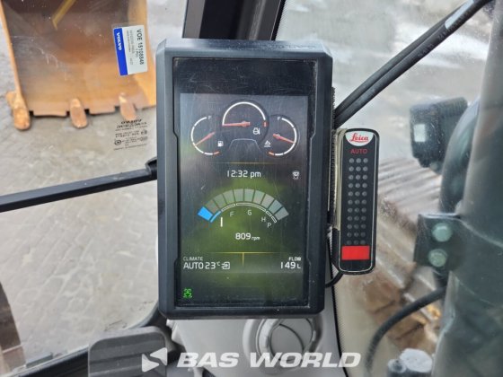 沃尔沃 EC300 E L 履带式挖掘机