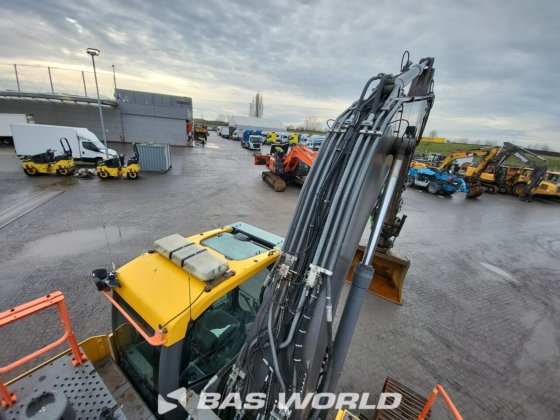 沃尔沃 EC300 E L 履带式挖掘机