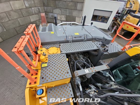 沃尔沃 EC300 E L 履带式挖掘机