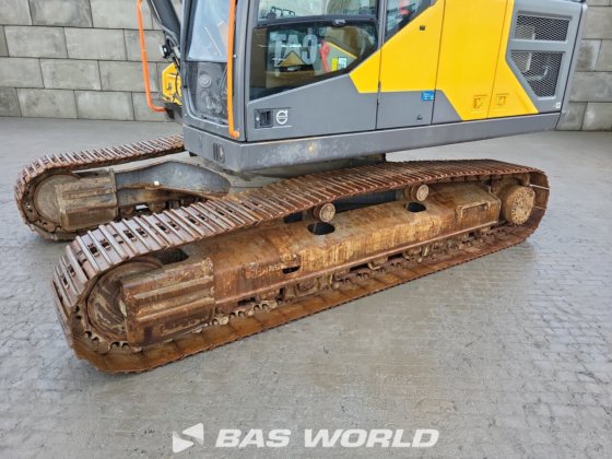 沃尔沃 EC300 E L 履带式挖掘机