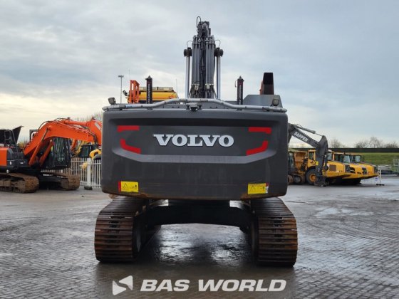 沃尔沃 EC300 E L 履带式挖掘机