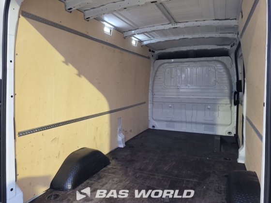 Maxus 封闭箱式货车