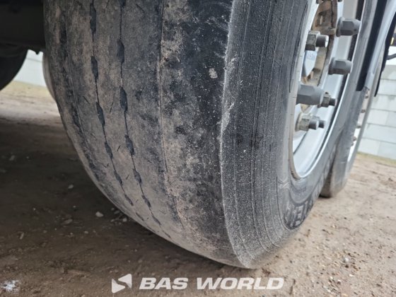 格拉纳鲁翻斗车