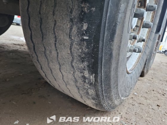 格拉纳鲁翻斗车