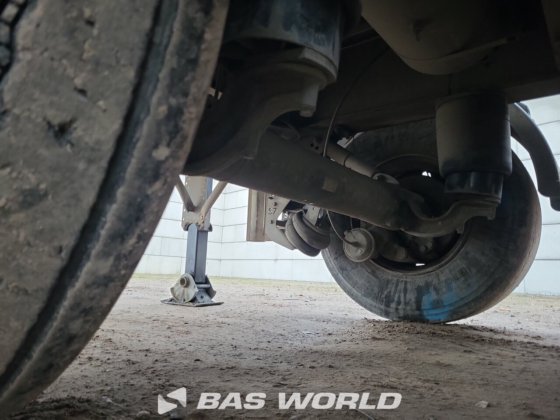 格拉纳鲁翻斗车