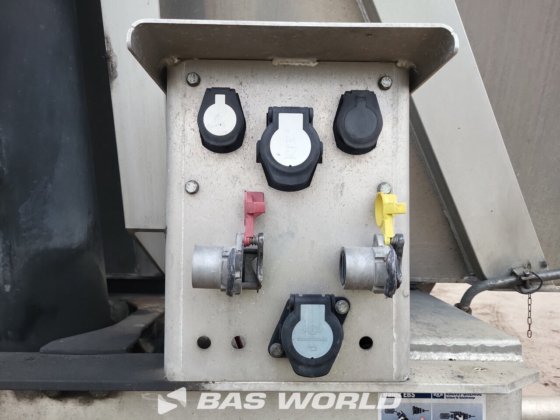 格拉纳鲁翻斗车