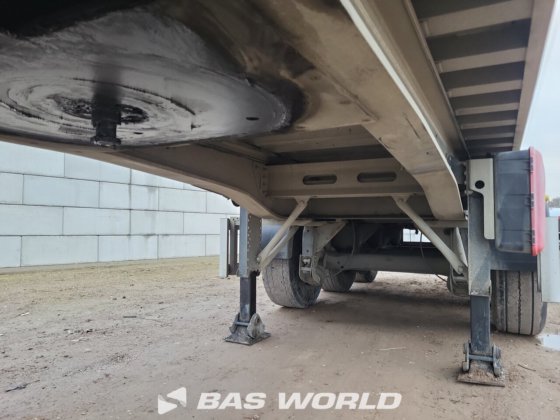 格拉纳鲁翻斗车