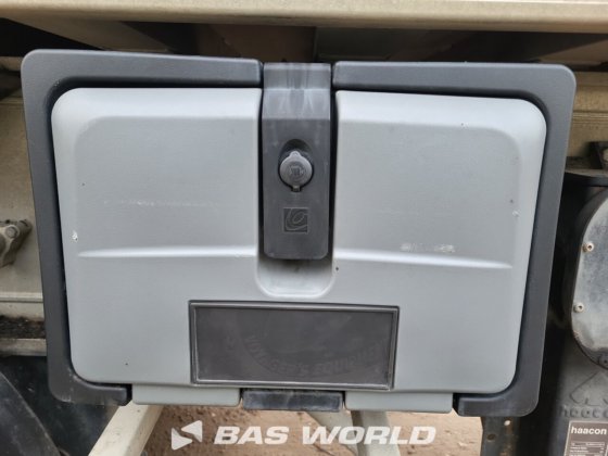 格拉纳鲁翻斗车