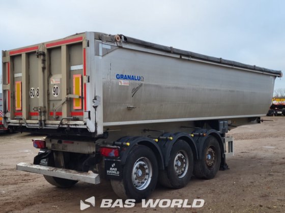 格拉纳鲁翻斗车