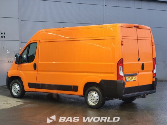 オペル モヴァーノ 165PK クローズドボックスバン