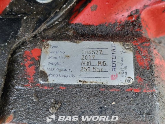 小松 PC210 LC-10 履带式挖掘机