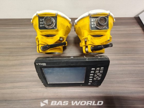 小松 PC210 LC-10 履带式挖掘机