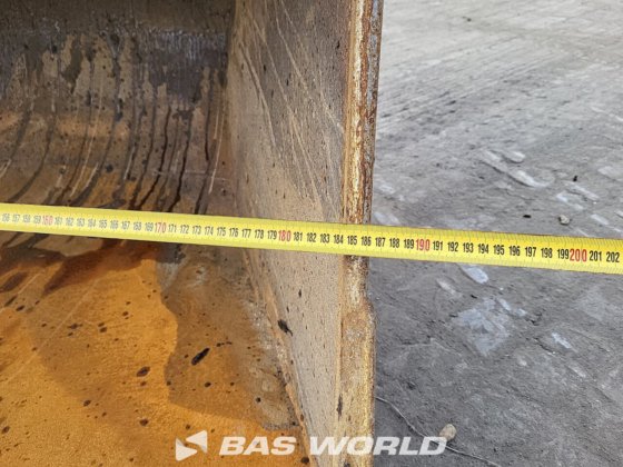 小松 PC210 LC-10 履带式挖掘机