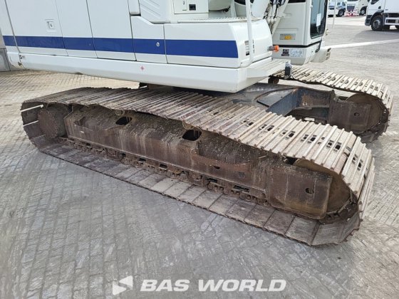 小松 PC210 LC-10 履带式挖掘机