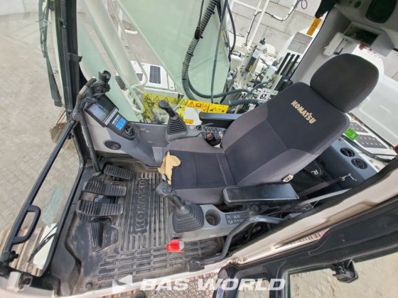 小松 PC210 LC-10 履带式挖掘机