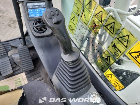 小松 PC210 LC-10 履带式挖掘机