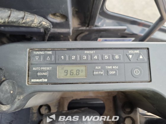 小松 PC210 LC-10 履带式挖掘机