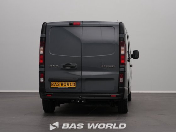 ルノー トラフィック 145pk クローズドボックスバン