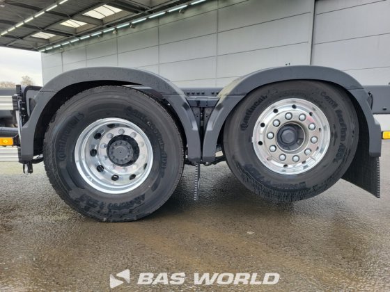 沃尔沃 FMX 540 6X2 底盘卡车