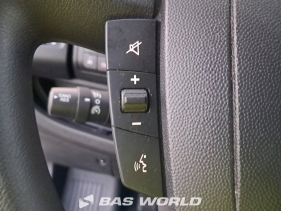 オペル モバノ 140PK ボックスボディ