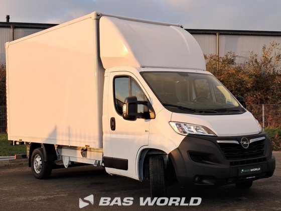 オペル モバノ 140PK ボックスボディ